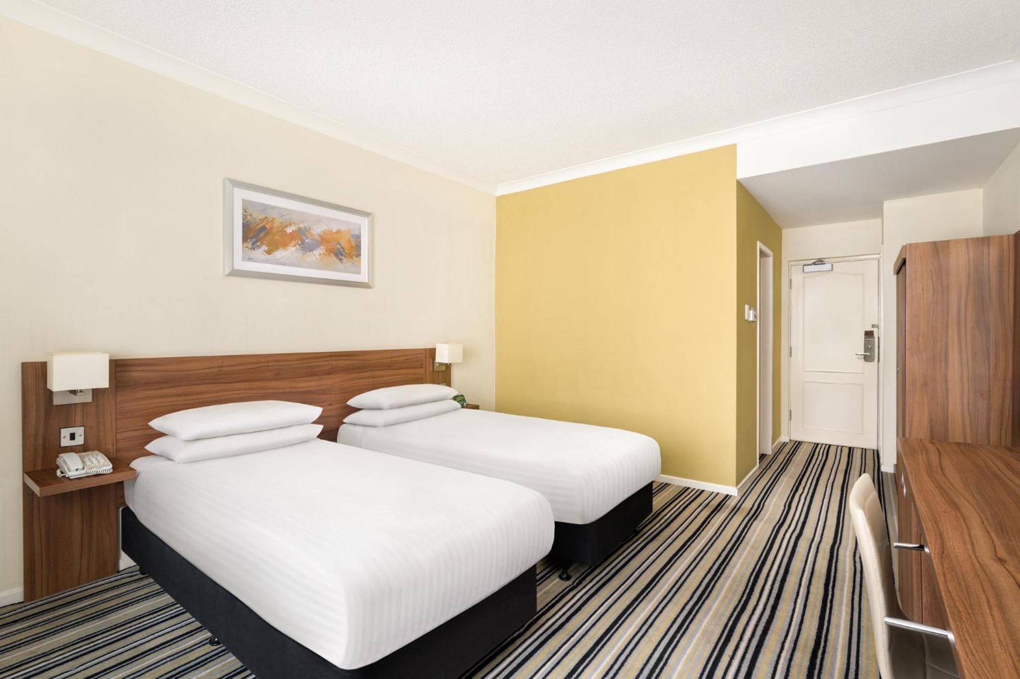 Holiday Inn Norwich North By Ihg Экстерьер фото